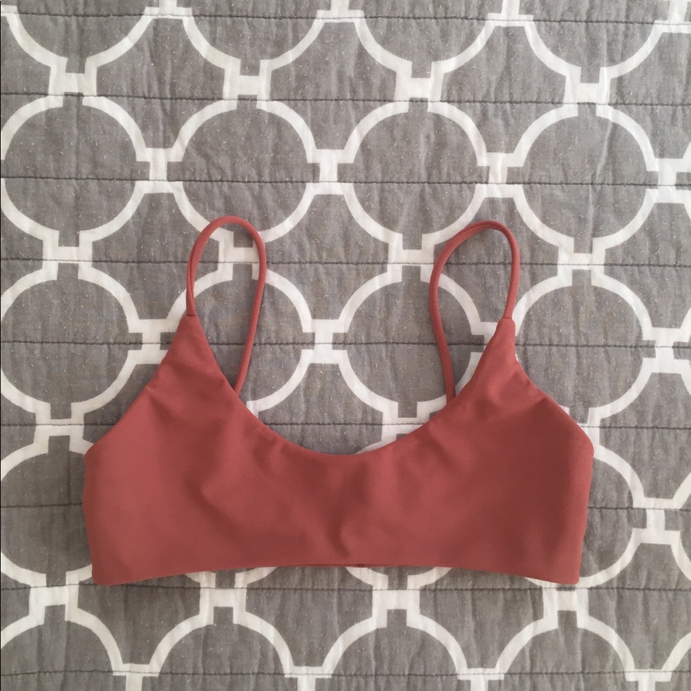 Mikoh Top